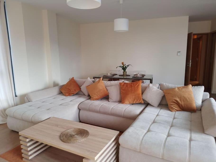 Beautiful 2Br/2Bar Apartement In European District บรัสเซลส์ ภายนอก รูปภาพ