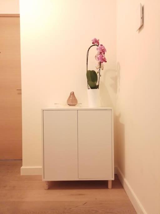Beautiful 2Br/2Bar Apartement In European District บรัสเซลส์ ภายนอก รูปภาพ
